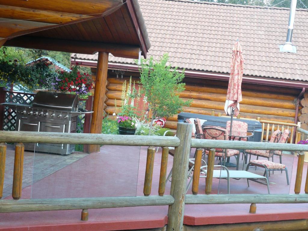 Hitching Post Resort 킬로나 객실 사진