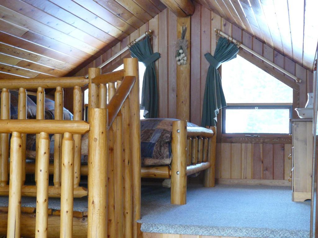 Hitching Post Resort 킬로나 객실 사진